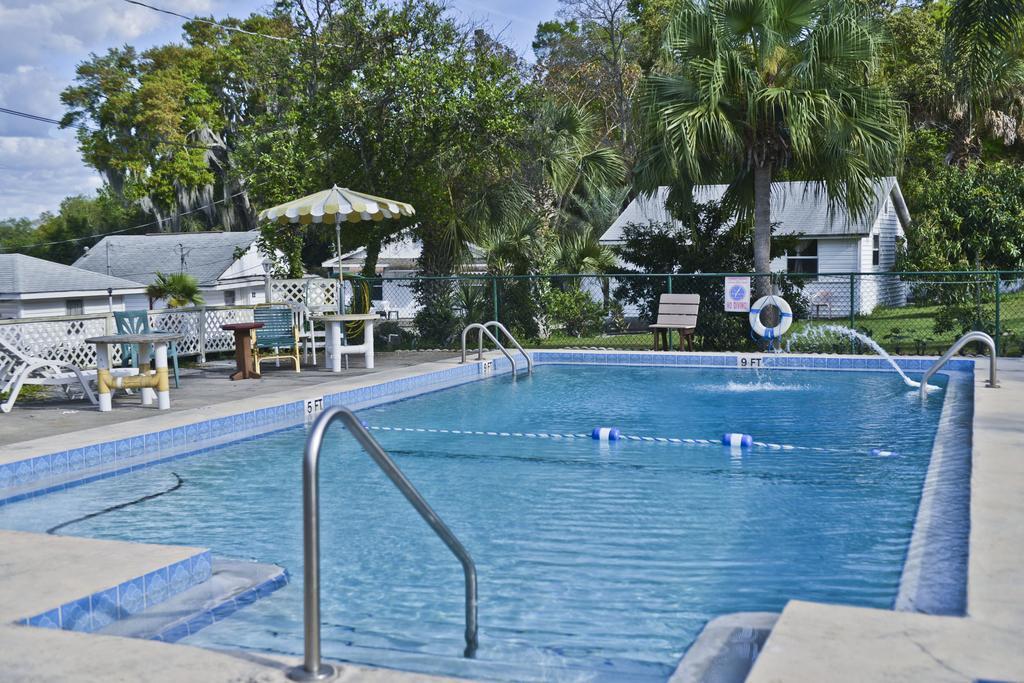 Lake Ida Beach Resort Winter Haven Exterior foto